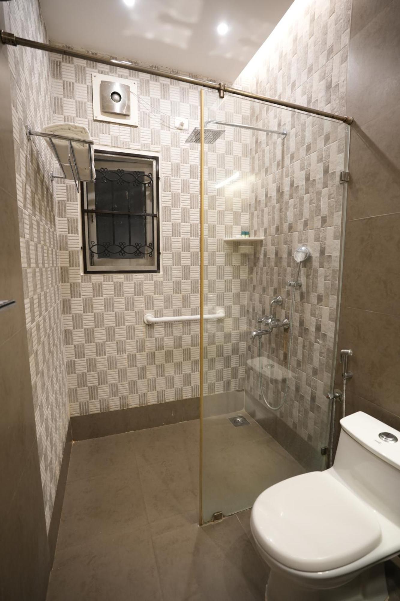 Hanu Reddy Residences Poes Garden Chennai Esterno foto