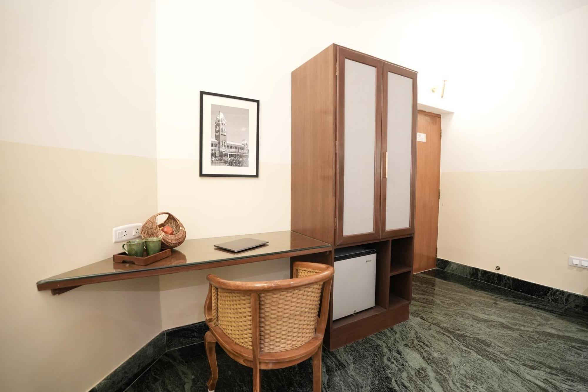 Hanu Reddy Residences Poes Garden Chennai Esterno foto