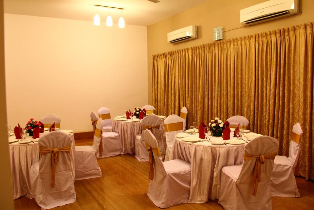 Hanu Reddy Residences Poes Garden Chennai Esterno foto